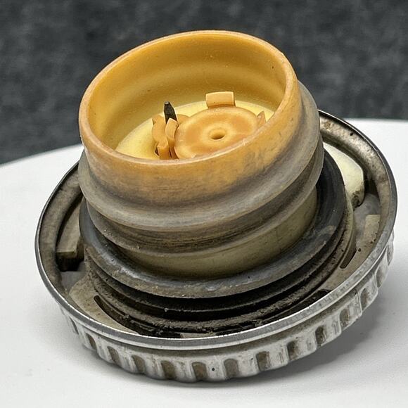 Vintage NDH Gas Cap OEM Fuel Tank Cover Classic Auto Silver - Picture 5 of 10